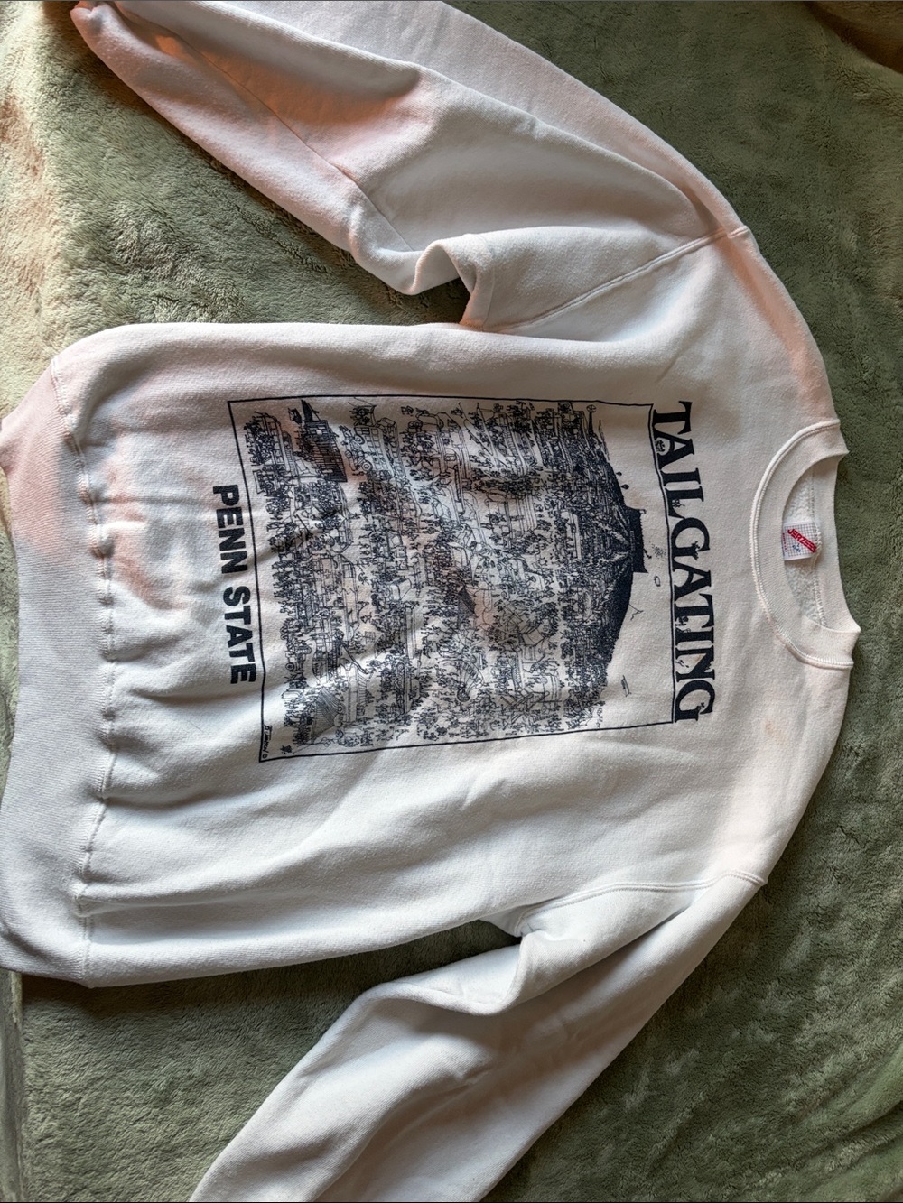 Vintage Penn State Tailgating Graphic Crewneck Sweatshirt - White